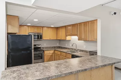 810 Old Settlers Trail #5, Hopkins, MN 55343 - Photo 26