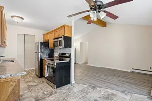 810 Old Settlers Trail, Hopkins, MN 55343 - Photo 6