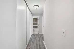 810 Old Settlers Trail, Hopkins, MN 55343 - Photo 10