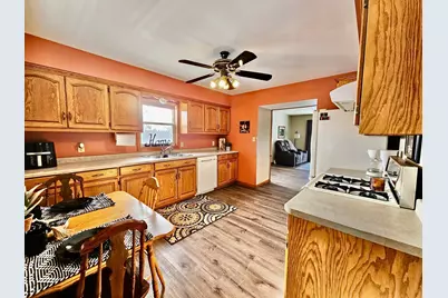 10955 199th Avenue NE, New London, MN 56273 - Photo 4