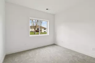 1227 Bellflower Ln, Owatonna, MN 55060 - Photo 40