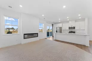 10523 Harbor Ln N, Maple Grove, MN 55369 - Photo 4