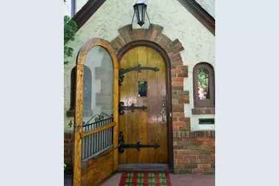 4904 Thomas Avenue S, Minneapolis, MN 55410 - Photo 2