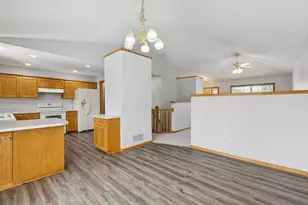 211 7th St S, Winsted, MN 55395 - Photo 6