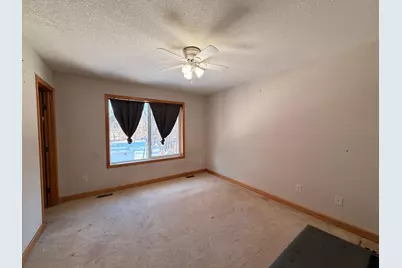 38634 Henna Circle, North Branch, MN 55056 - Photo 10