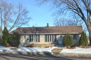 851 5th Ave S, South Saint Paul, MN 55075 - Photo 1