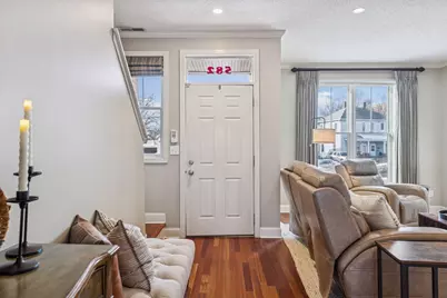 582 Payne Avenue, Saint Paul, MN 55130 - Photo 2