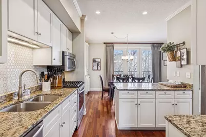 582 Payne Avenue, Saint Paul, MN 55130 - Photo 6