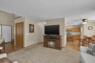 6386 64th Way NE, Albertville, MN 55301 - Photo 6
