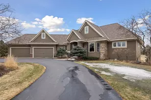 2923 Jonquil Trail N, Lake Elmo, MN 55042 - Photo 6