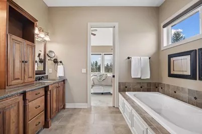 2923 Jonquil Trail N, Lake Elmo, MN 55042 - Photo 60