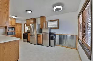 1011 14th St S, Fargo,  58103 - Photo 10