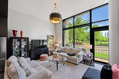 215 10th Avenue S #112, Minneapolis, MN 55415 - Photo 2