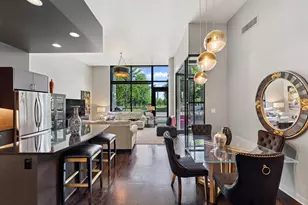 215 10th Ave S, Minneapolis, MN 55415 - Photo 16