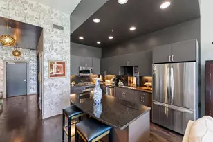 215 10th Ave S, Minneapolis, MN 55415 - Photo 10