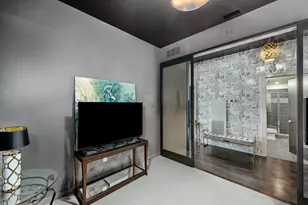 215 10th Ave S, Minneapolis, MN 55415 - Photo 30