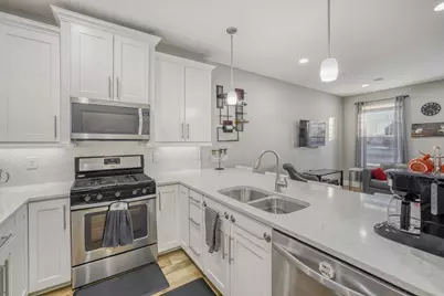 8358 Hemlock Lane N, Maple Grove, MN 55369 - Photo 4