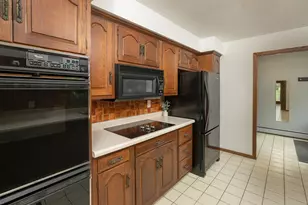 809 60th Ave SW, Rochester, MN 55902 - Photo 16