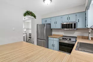 12931 Portland Ave, Burnsville, MN 55337 - Photo 10