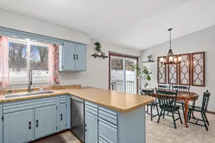 12931 Portland Ave, Burnsville, MN 55337 - Photo 14