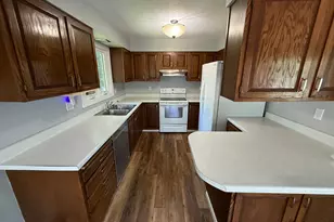 1303 Duluth Ave N, Thief River Falls, MN 56701 - Photo 6