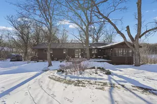 1632 Rivercrest Rd N, Lakeland, MN 55043 - Photo 1