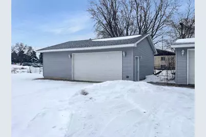 120 S Irving Avenue, Rush City, MN 55069 - Photo 2