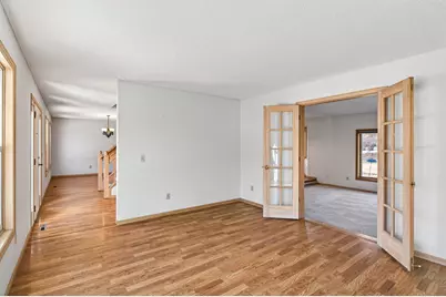 640 Hackmore Drive, Eagan, MN 55123 - Photo 12