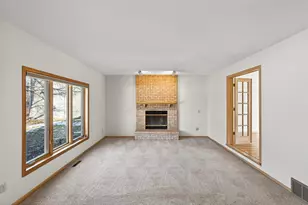 640 Hackmore Dr, Eagan, MN 55123 - Photo 16