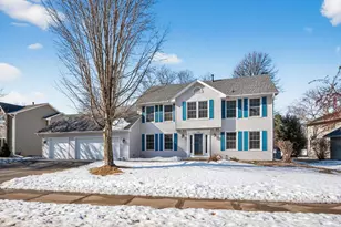 640 Hackmore Dr, Eagan, MN 55123 - Photo 1