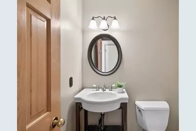 640 Hackmore Drive, Eagan, MN 55123 - Photo 28