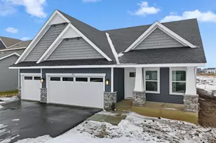 1916 Ironwood Dr, Carver, MN 55315 - Photo 2