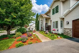 17452 Hibiscus Ave, Lakeville, MN 55044 - Photo 2