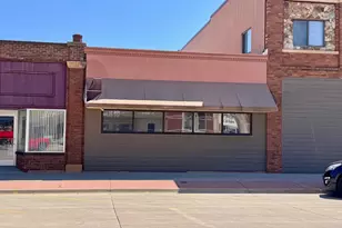 308 Main St, Lakefield, MN 56150 - Photo 1