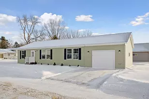 675 Brooks St S, Eden Valley, MN 55329 - Photo 2