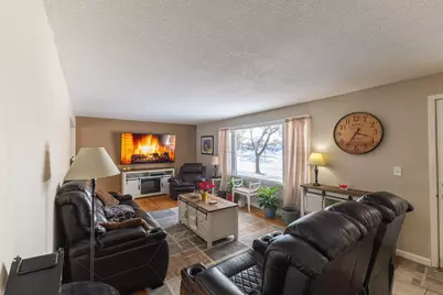 11725 Bittersweet Street NW, Coon Rapids, MN 55433 - Photo 10