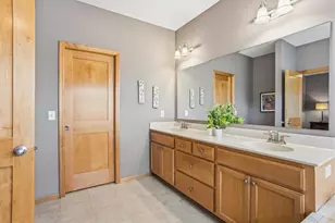 9451 138th St W, Savage, MN 55378 - Photo 18