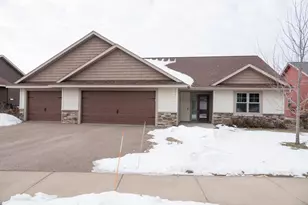 2065 Michael Ln, River Falls, WI 54022 - Photo 2