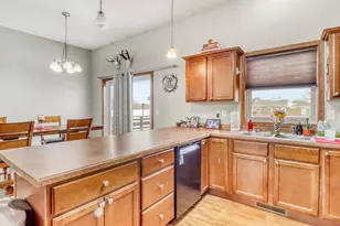 302 Chicago Ave, Breckenridge, MN 56520 - Photo 4
