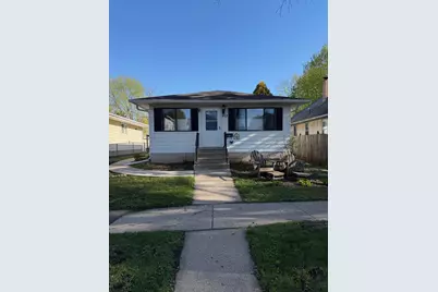 953 Juno Avenue, Saint Paul, MN 55102 - Photo 1