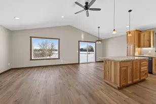 7319 Rolling Meadows Circle, Pine City, MN 55063 - Photo 10