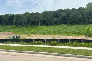 2424 Simply Living Ln, Hudson, WI 54016 - Photo 4