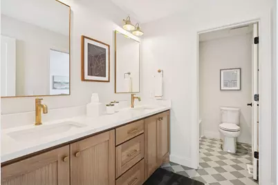 4715 Comstock Lane N, Plymouth, MN 55446 - Photo 38