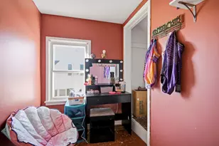 1901 E Oakland Ave, Austin, MN 55912 - Photo 8