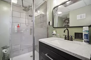 1901 E Oakland Ave, Austin, MN 55912 - Photo 14