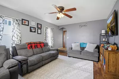 1901 E Oakland Avenue, Austin, MN 55912 - Photo 6