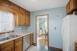 1901 E Oakland Ave, Austin, MN 55912 - Photo 4