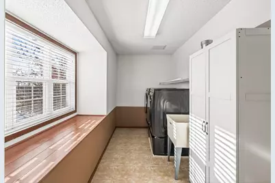 2313 Woodcrest Drive, Woodbury, MN 55129 - Photo 24