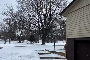 5733 Scenic Heights Dr, Minnetonka, MN 55345 - Photo 10