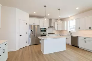 1923 Ironwood Dr, Carver, MN 55315 - Photo 2